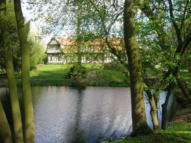 Hotel Kasteelhof 'T Hooghe Ипр Экстерьер фото
